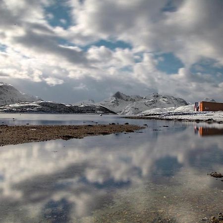 Storjord Farmstay Ranchhouse Kvaloya Экстерьер фото